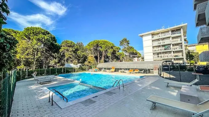 Residence Erika Bibione 0*,